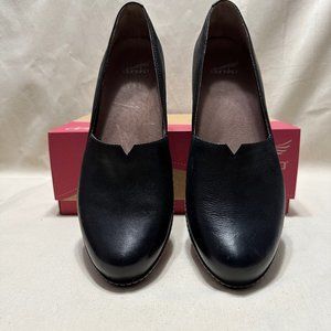 Dansko Lilliana Burnished Nubuck NIB